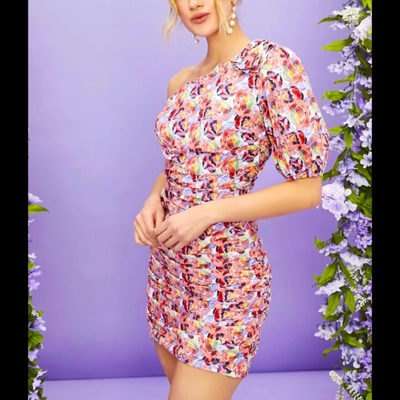 Floral One Shoulder Bodycon dress - Picture 3 of 4